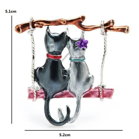 Cat brooch pin