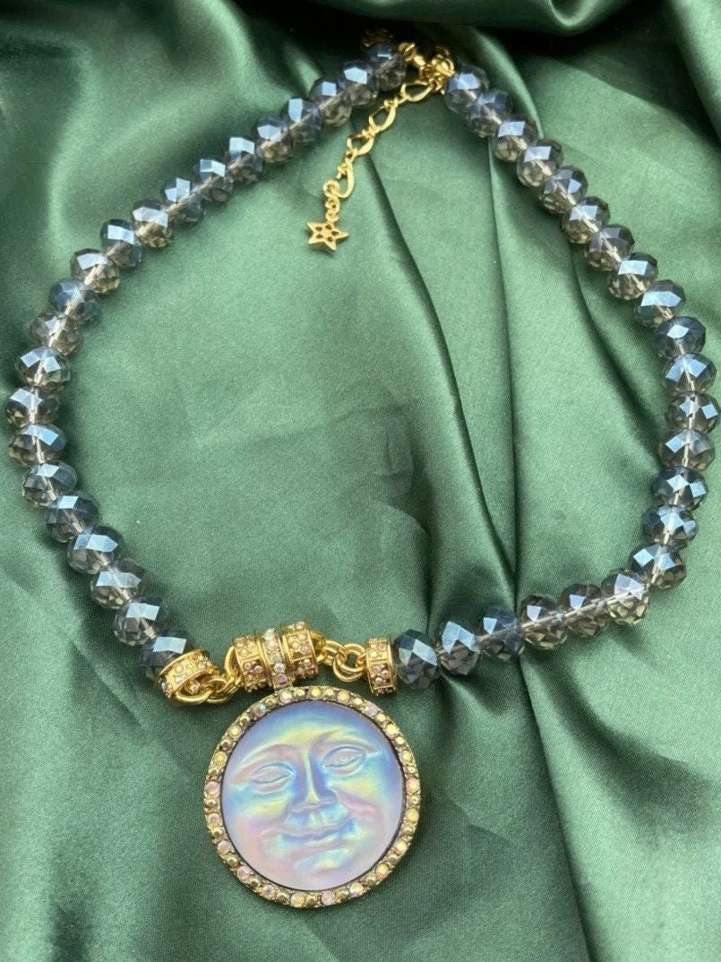 Moon necklace | Moon Face statement necklace - Pink Fantasma