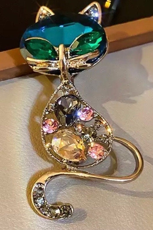 Cat Brooch |Cat Brooch Pin| Cat pin| Cat Jewelry pin - Pink Fantasma